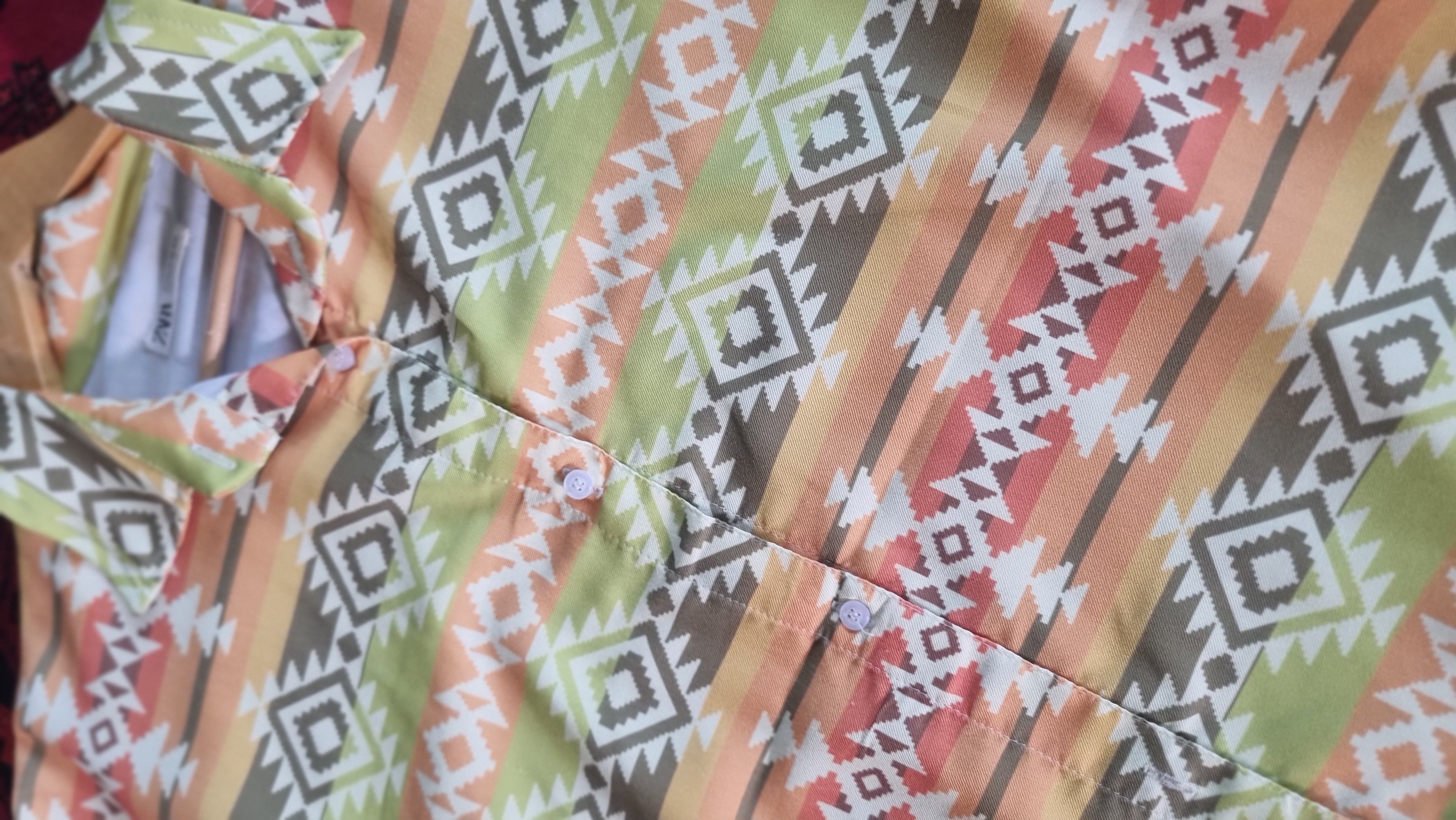 شومیز زنانه چند رنگ لیمویی نارنجی طرح بومی سرخپوست برند Zara